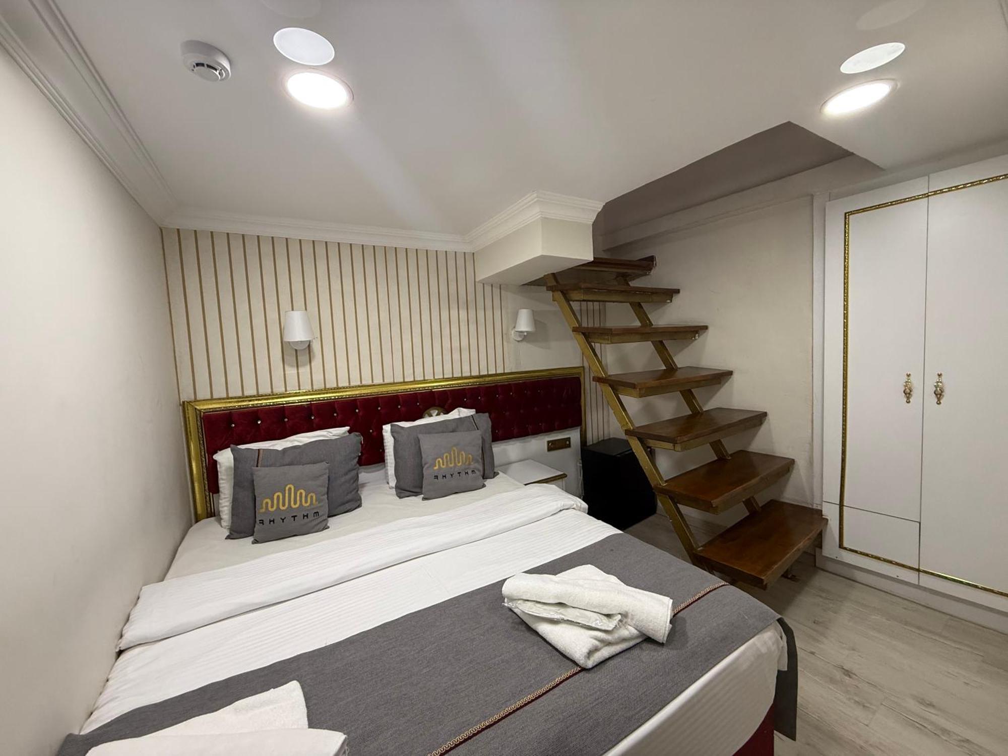 Rhythm Hotel — Photos 3