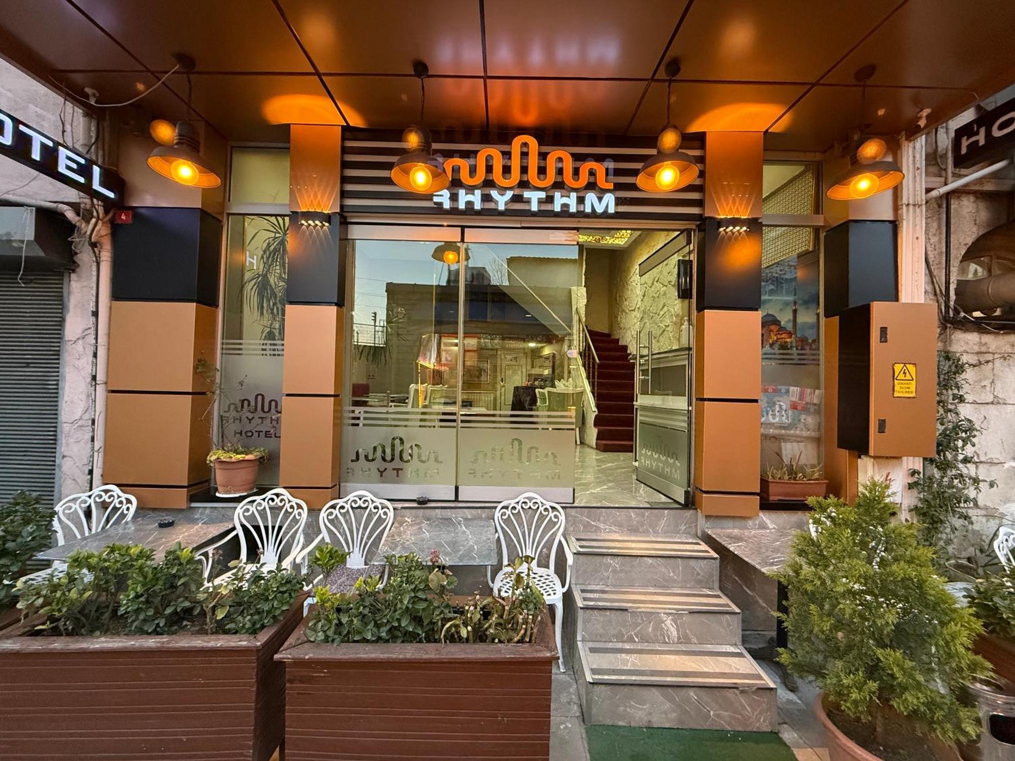 Rhythm Hotel, Istanbul